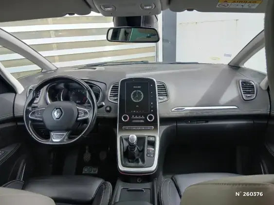 RENAULT SCENIC IV - voiture d'occasion - Photo 9