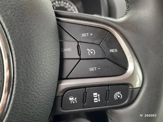 JEEP RENEGADE - voiture d'occasion - Photo 23