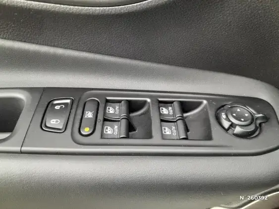 JEEP RENEGADE - voiture d'occasion - Photo 24