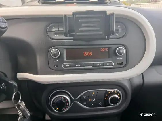 RENAULT TWINGO ELECTRIQUE III - voiture d'occasion - Photo 13