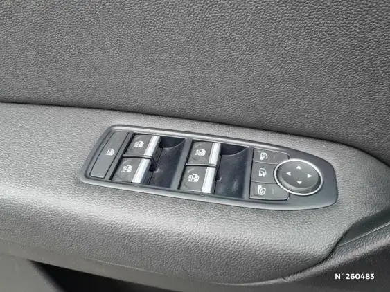 RENAULT CAPTUR II - voiture d'occasion - Photo 24
