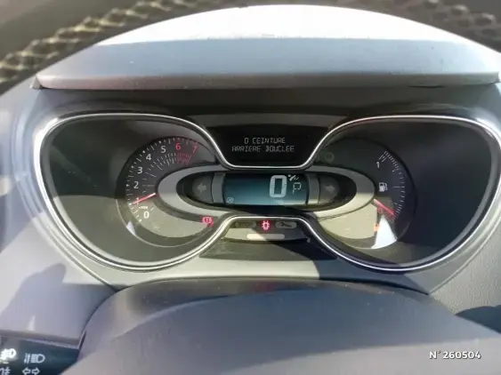 RENAULT CAPTUR - voiture d'occasion - Photo 12
