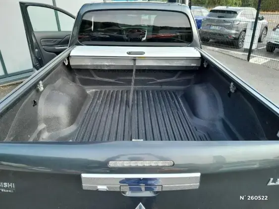 MITSUBISHI PICK UP L200 CLUB CAB V - voiture d'occasion - Photo 7