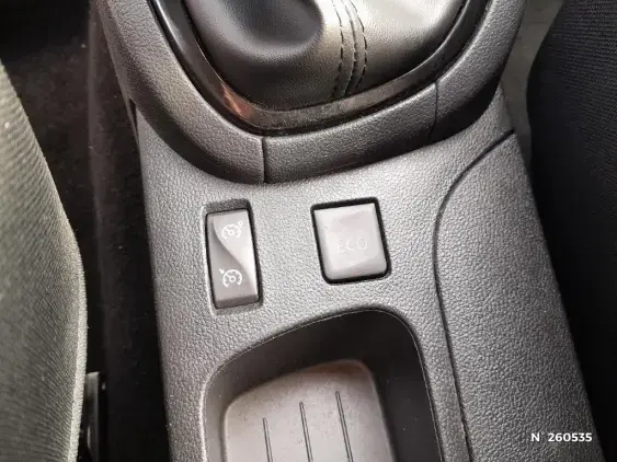 RENAULT CLIO IV - voiture d'occasion - Photo 23