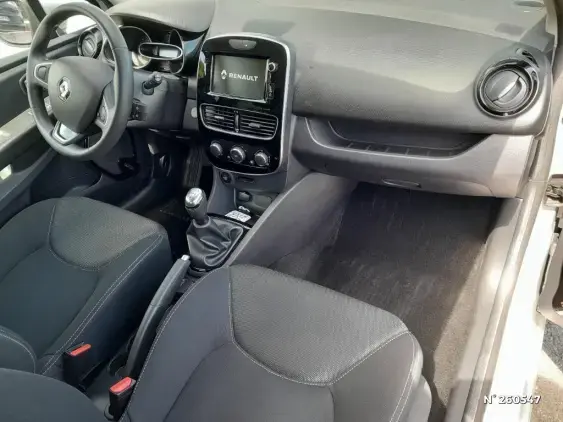 RENAULT CLIO IV - voiture d'occasion - Photo 10