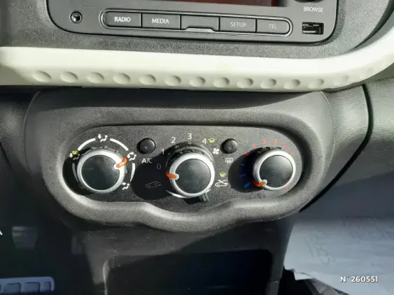RENAULT TWINGO III - voiture d'occasion - Photo 14