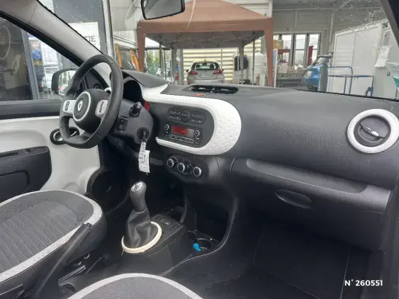 RENAULT TWINGO III - voiture d'occasion - Photo 10