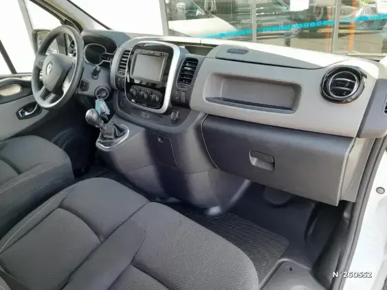 RENAULT TRAFIC III - voiture d'occasion - Photo 10