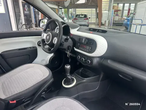 RENAULT TWINGO III - voiture d'occasion - Photo 10