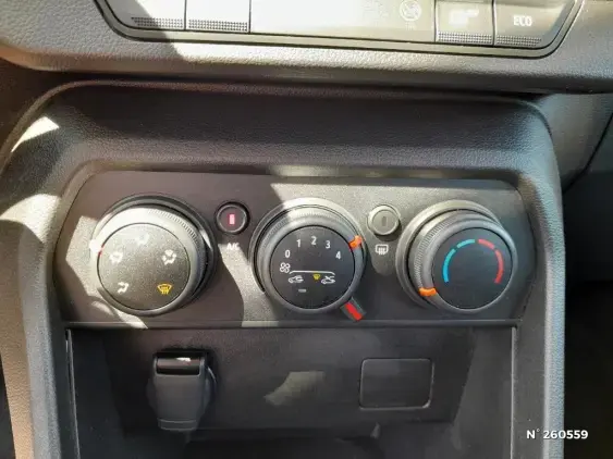DACIA SANDERO III - voiture d'occasion - Photo 15