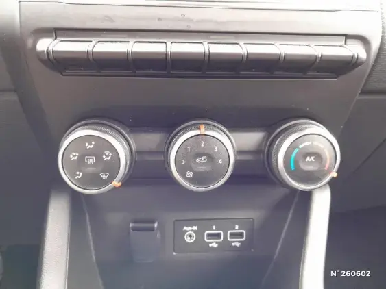 RENAULT CLIO V - voiture d'occasion - Photo 15