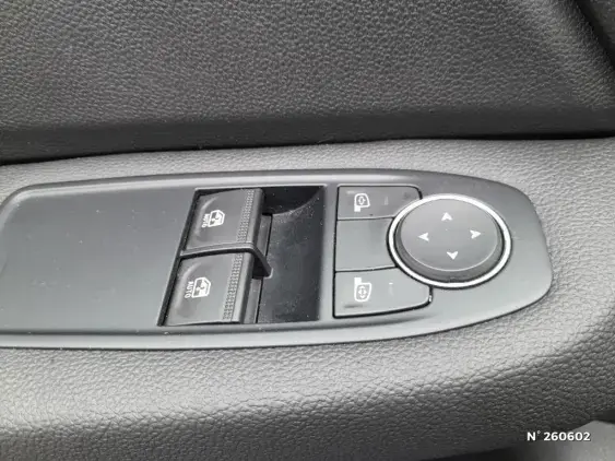 RENAULT CLIO V - voiture d'occasion - Photo 26