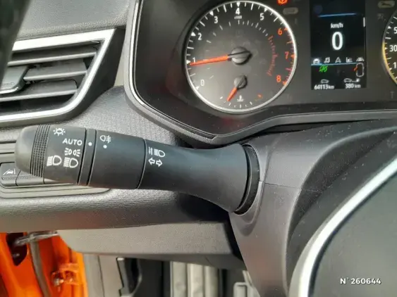 RENAULT CLIO V - voiture d'occasion - Photo 24