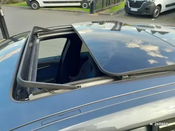 BMW SERIE 1 F40 - voiture d'occasion - Photo 29