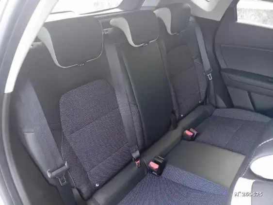 RENAULT CAPTUR II - voiture d'occasion - Photo 11