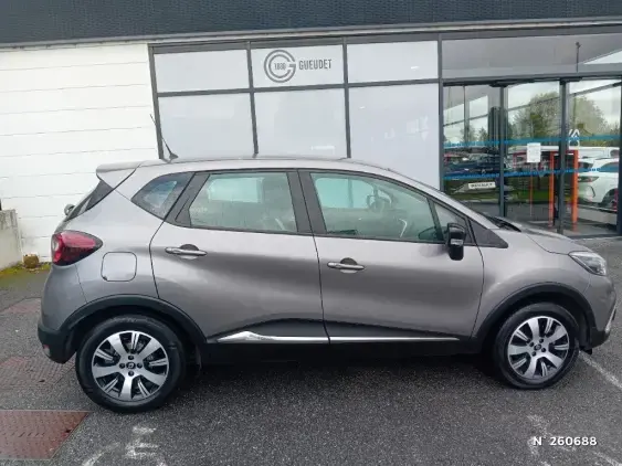 RENAULT CAPTUR - voiture d'occasion - Photo 5