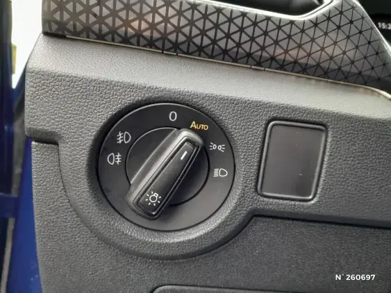 VOLKSWAGEN T-CROSS - voiture d'occasion - Photo 24