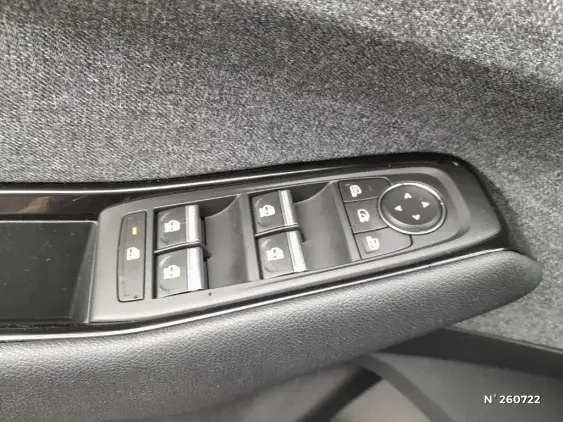 RENAULT ESPACE VI - voiture d'occasion - Photo 23