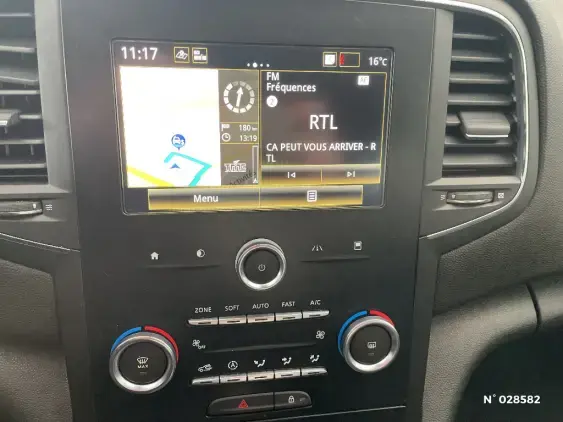 RENAULT MEGANE IV - voiture d'occasion - Photo 13