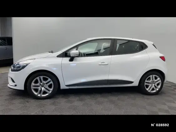 RENAULT CLIO IV - voiture d'occasion - Photo 2
