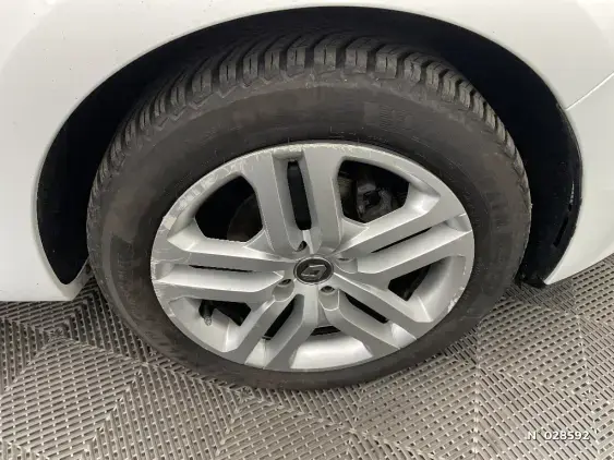 RENAULT CLIO IV - voiture d'occasion - Photo 8