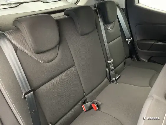 RENAULT CLIO IV - voiture d'occasion - Photo 11