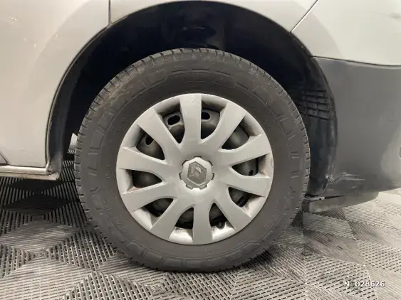 RENAULT TRAFIC FG III - voiture d'occasion - Photo 8