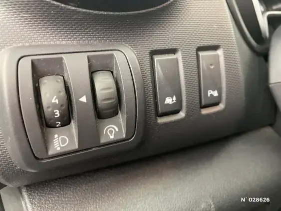 RENAULT TRAFIC FG III - voiture d'occasion - Photo 14