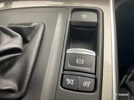 RENAULT SCENIC IV - voiture d'occasion - Photo 15