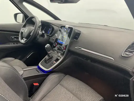 RENAULT SCENIC IV - voiture d'occasion - Photo 10