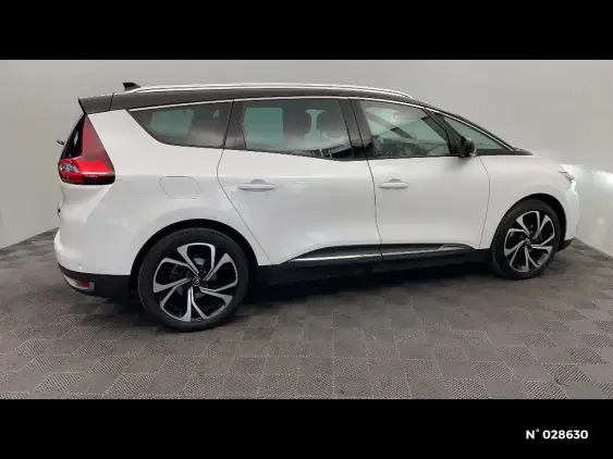 RENAULT SCENIC IV - voiture d'occasion - Photo 5