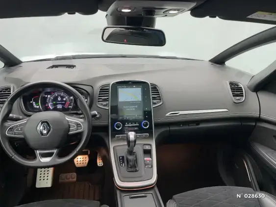 RENAULT SCENIC IV - voiture d'occasion - Photo 9