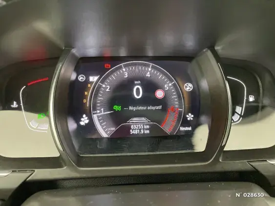 RENAULT SCENIC IV - voiture d'occasion - Photo 12