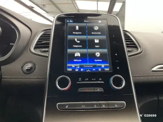 RENAULT SCENIC IV - voiture d'occasion - Photo 13