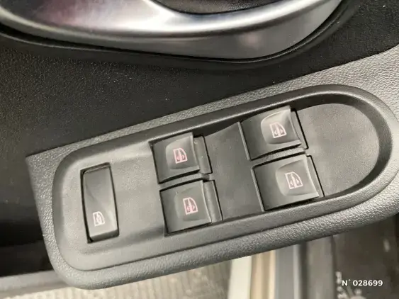 DACIA DUSTER - voiture d'occasion - Photo 26