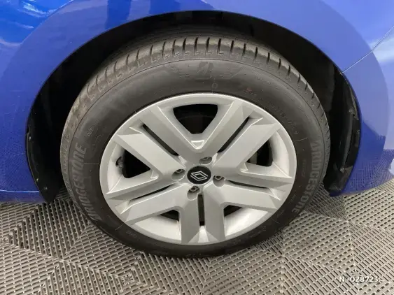 RENAULT CLIO V - voiture d'occasion - Photo 8