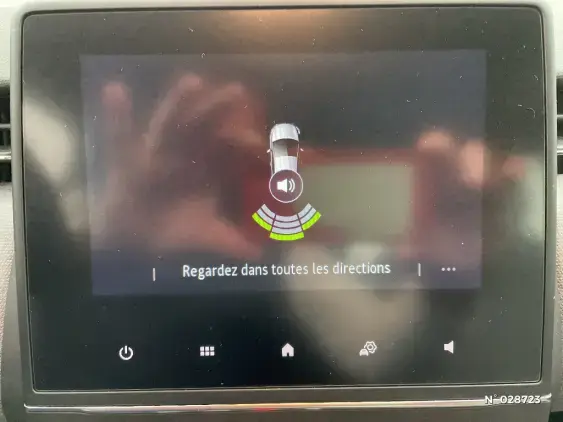 RENAULT CLIO V - voiture d'occasion - Photo 13