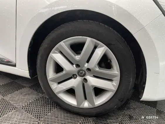 RENAULT CLIO V - voiture d'occasion - Photo 8