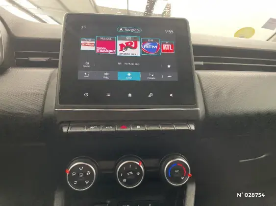 RENAULT CLIO V - voiture d'occasion - Photo 13