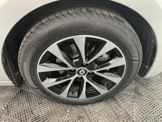 RENAULT CLIO V - voiture d'occasion - Photo 8