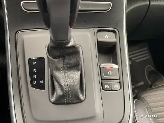 RENAULT SCENIC IV - voiture d'occasion - Photo 15