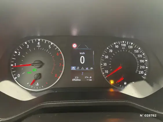 RENAULT CLIO V - voiture d'occasion - Photo 12