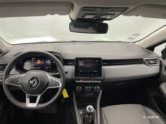 RENAULT CLIO V - voiture d'occasion - Photo 9