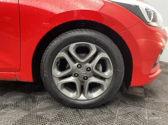 HYUNDAI i20 II - voiture d'occasion - Photo 8