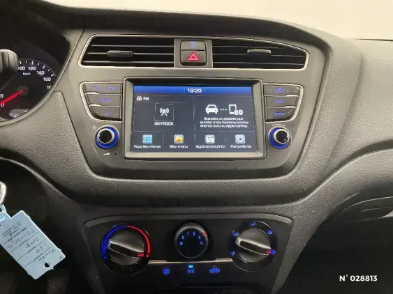 HYUNDAI i20 II - voiture d'occasion - Photo 15