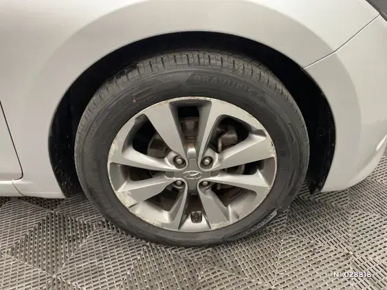 HYUNDAI i20 II - voiture d'occasion - Photo 8