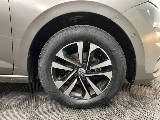 VOLKSWAGEN POLO VI - voiture d'occasion - Photo 8