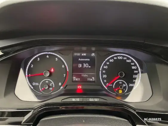 VOLKSWAGEN POLO VI - voiture d'occasion - Photo 12