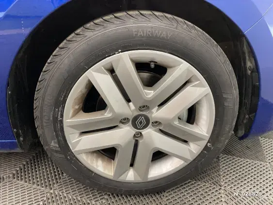 RENAULT CLIO V - voiture d'occasion - Photo 8