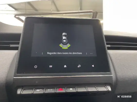 RENAULT CLIO V - voiture d'occasion - Photo 14